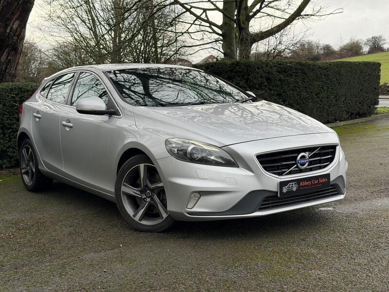 2016 Volvo V40 in Silver for sale
