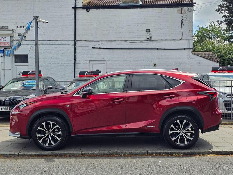 Lexus NX view 5