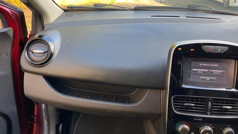 2019 Renault Clio — photo 25