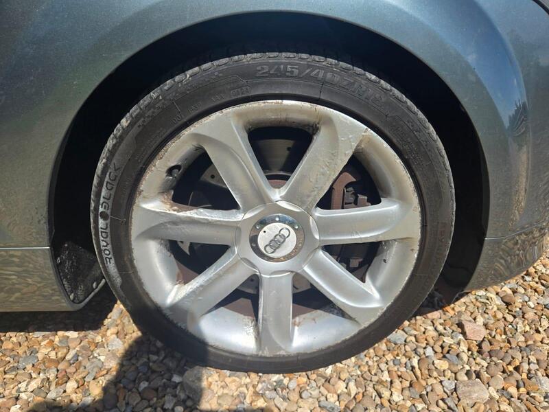 Audi TT view 4