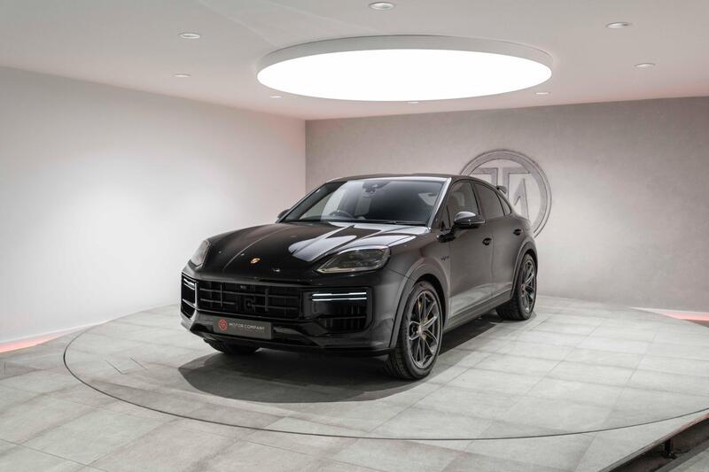 Porsche Cayenne view 7