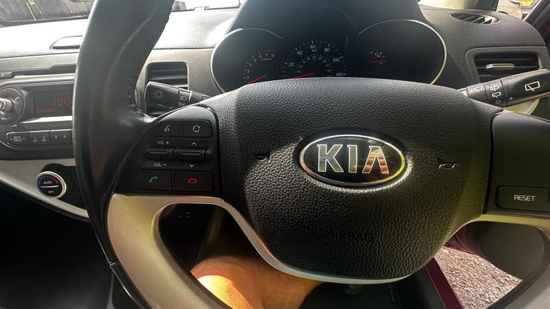 2015 Kia Picanto — photo 14