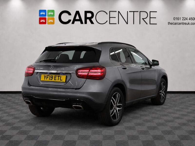 Mercedes-Benz Gla view 5