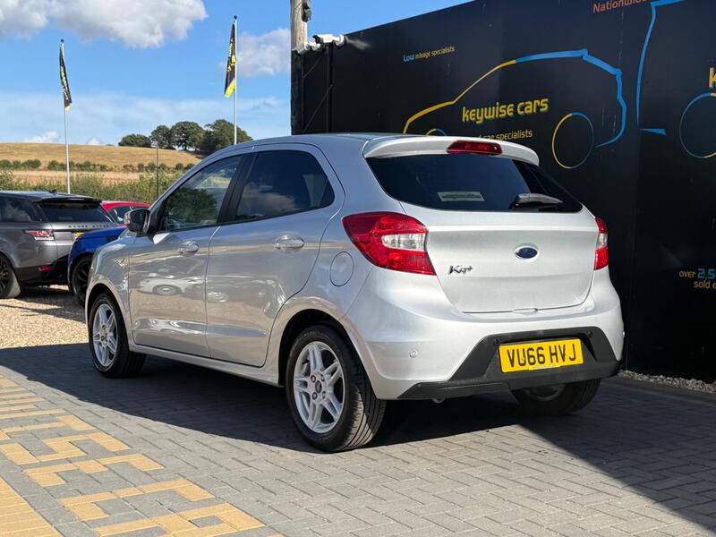Ford Ka+ view 3