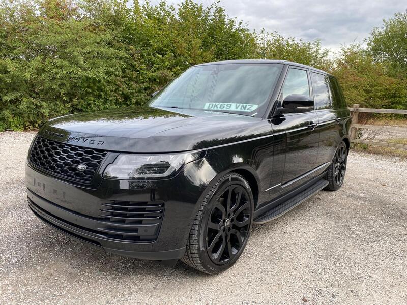 Land Rover Range Rover view 3