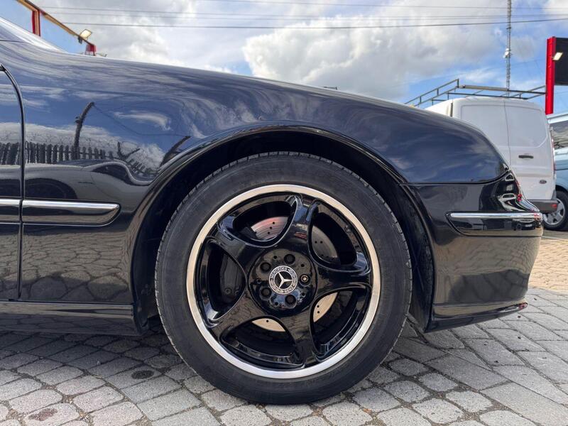 Mercedes-Benz CL view 37