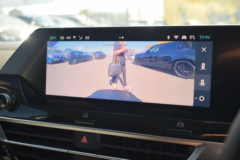 Citroen C4 view 4