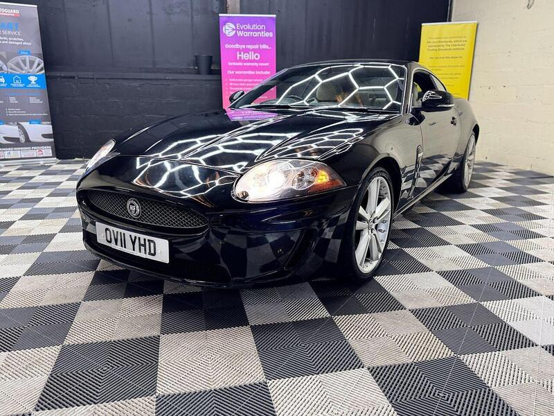 Jaguar XK view 16
