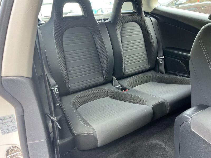 Volkswagen Scirocco view 13