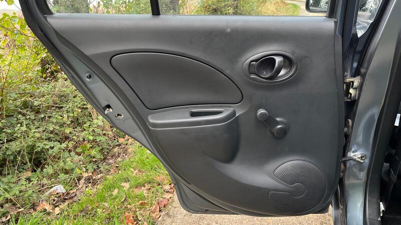 2012 Nissan Micra — photo 40