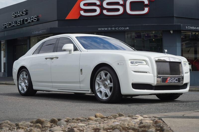 Rolls-Royce Ghost view 5
