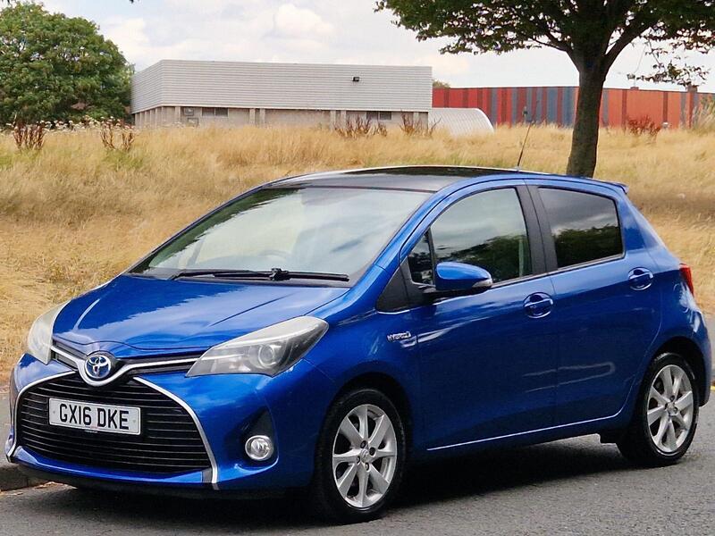 Toyota Yaris view 2