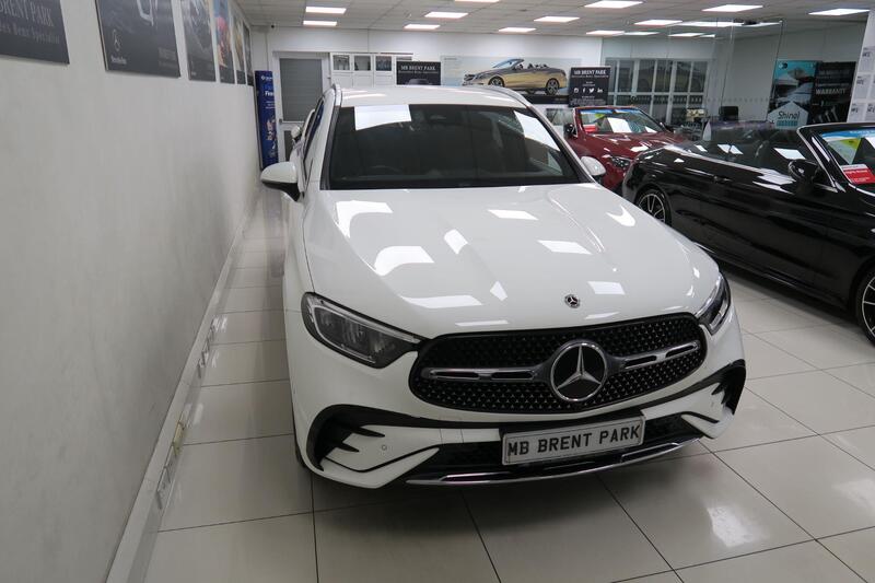 Mercedes-Benz Mercedes-Benz GLC view 3