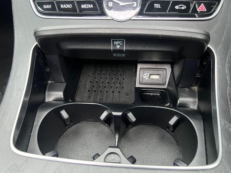 Mercedes-Benz E Class view 70