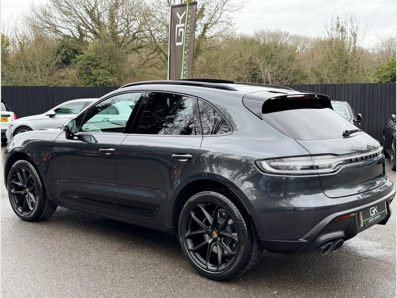 Porsche Macan view 2