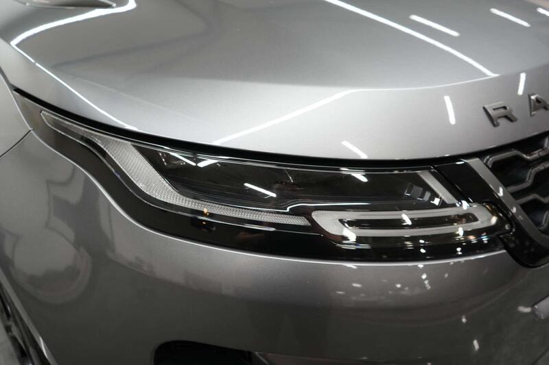 Land Rover Range Rover Evoque view 6