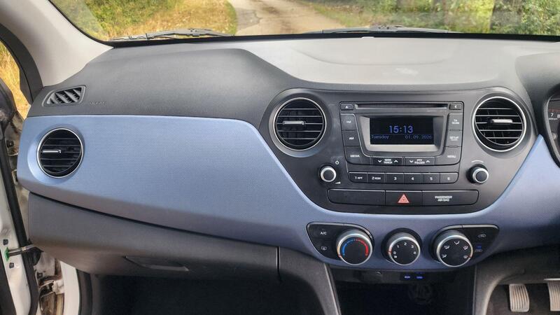 2014 Hyundai i10 — photo 24