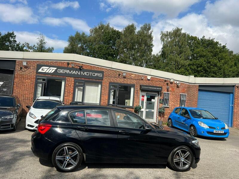 BMW 1 Series view 6