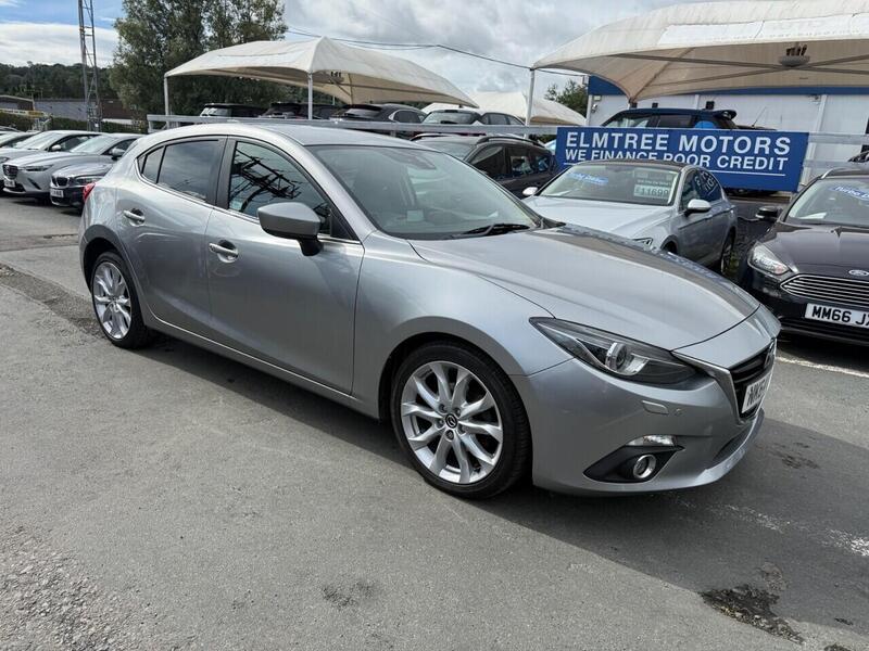 Mazda Mazda3 view 5