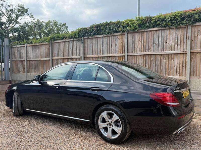 Mercedes-Benz E Class view 7