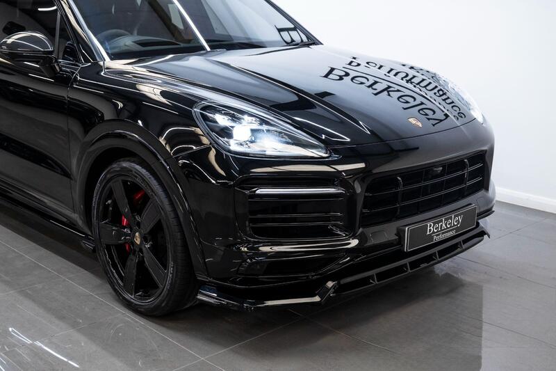 Porsche Cayenne view 5