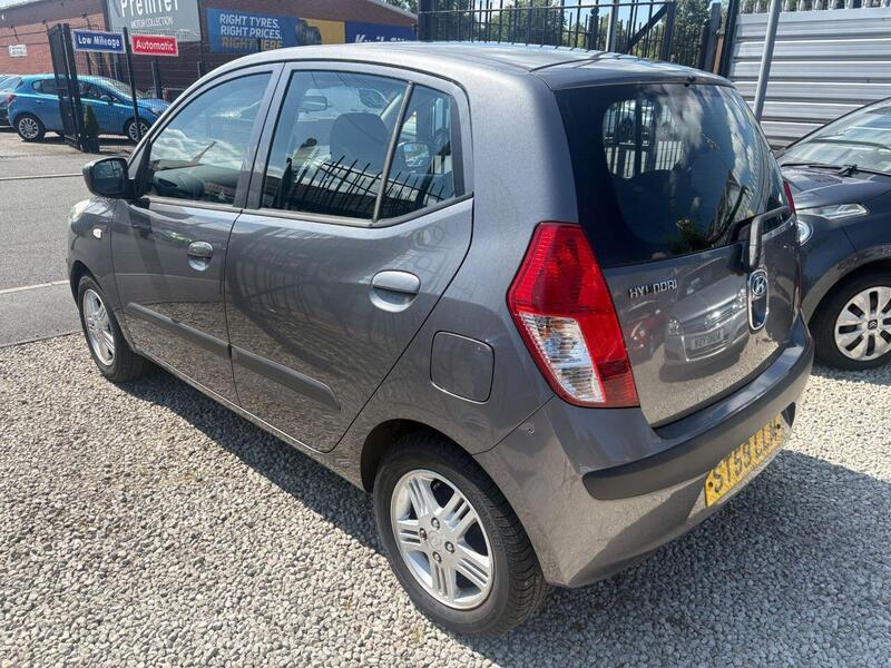 Hyundai I10 view 4