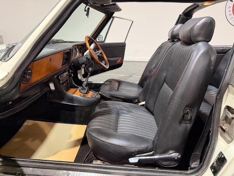 Triumph Stag view 6