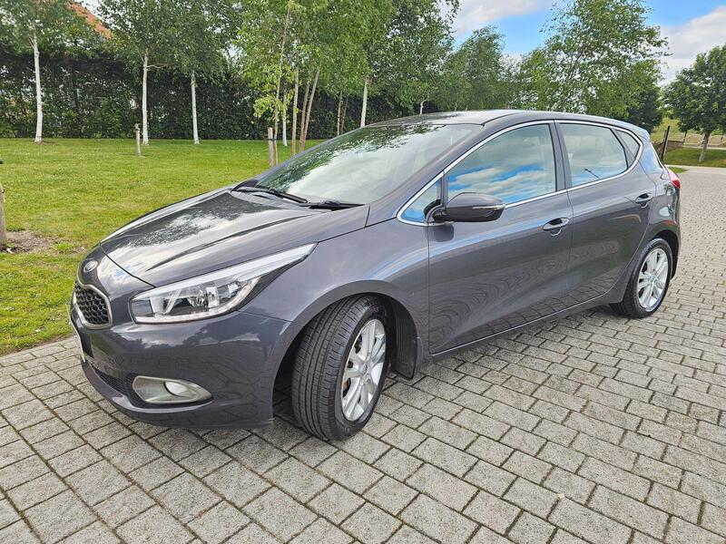 Kia Ceed view 6
