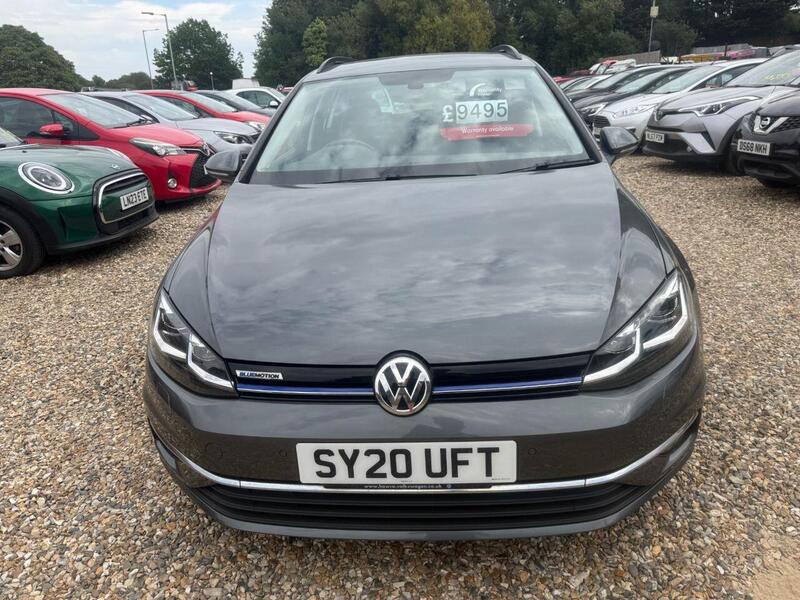 Volkswagen Golf view 3
