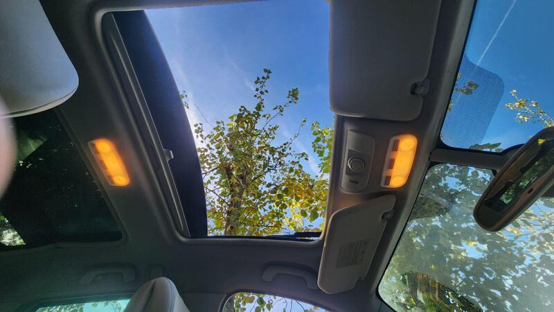 2010 Renault Scenic — photo 40