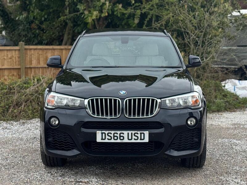 BMW X3 view 4