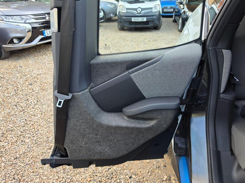 BMW i3 33kWh Auto Euro 6 (s/s) 5dr (Range Extender) thumbnail 24