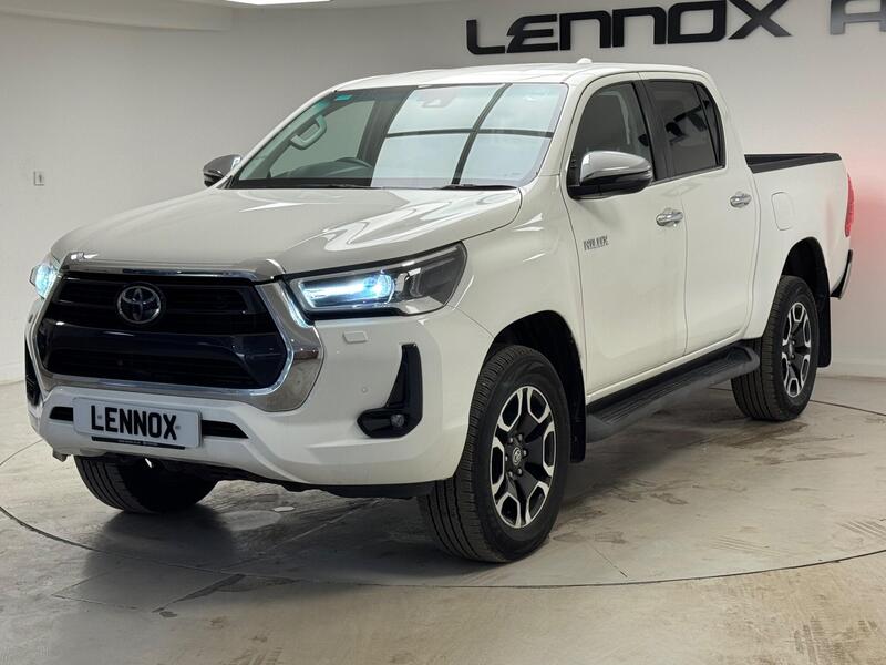 Toyota Hilux view 3