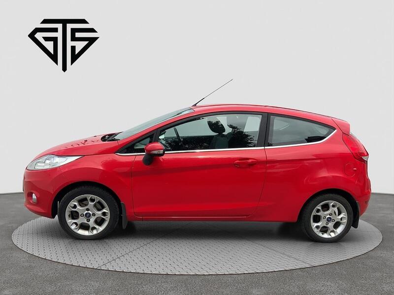 Ford Fiesta view 6