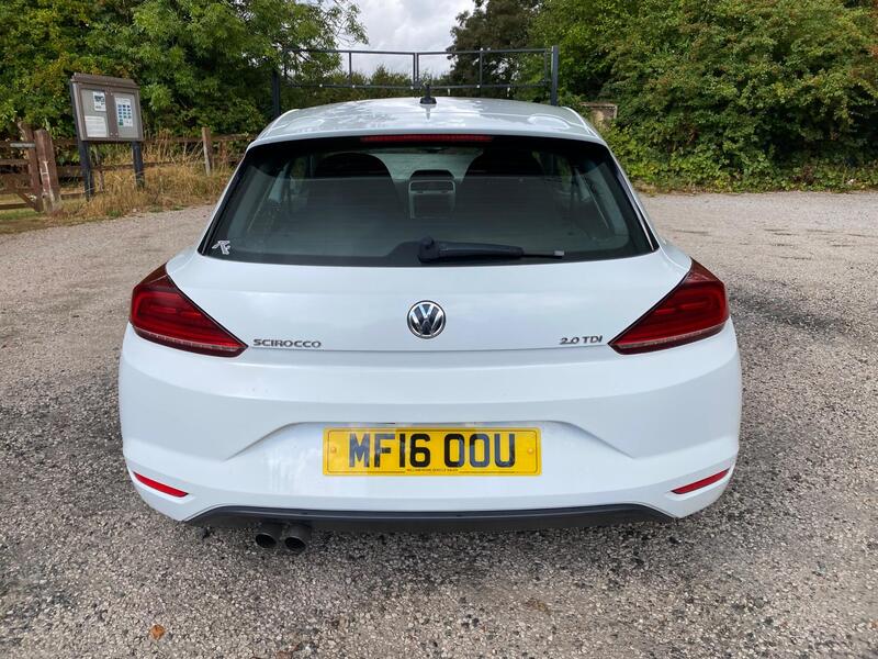 Volkswagen Scirocco view 7