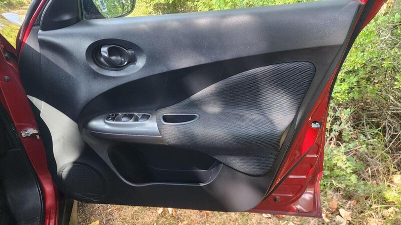 2014 Nissan Juke — photo 32