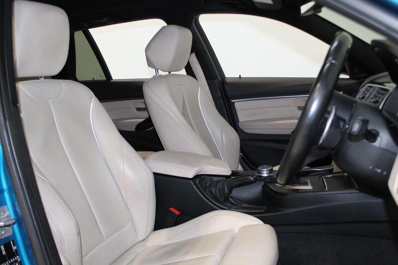 2016 BMW 3 Series in Blue — image 39 of 69