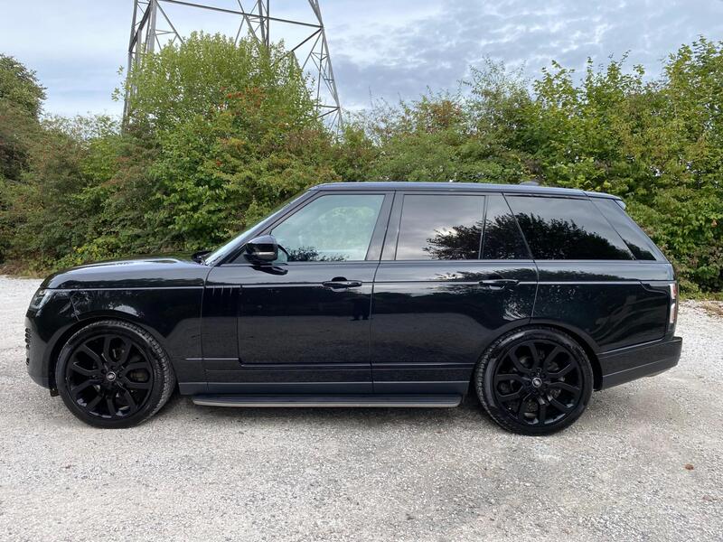 Land Rover Range Rover view 4