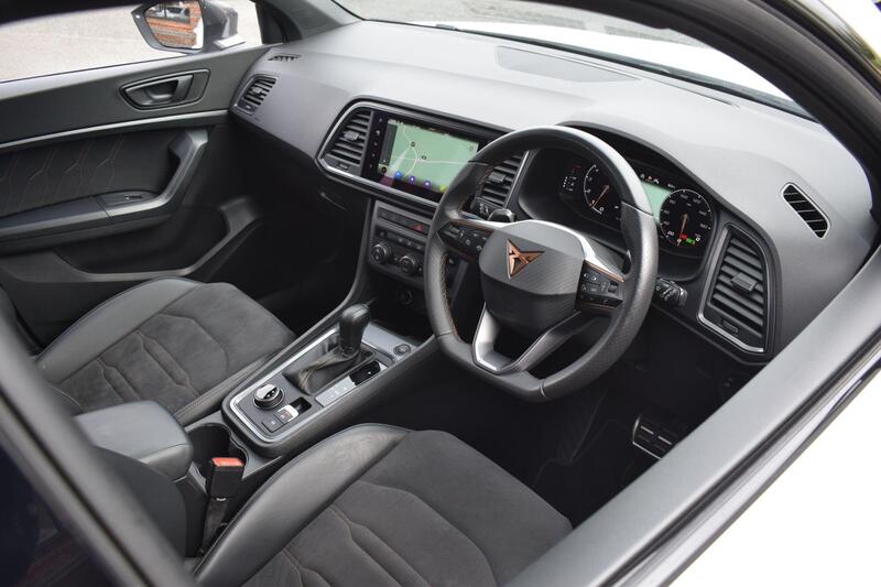 Cupra SEAT CUPRA Ateca view 3