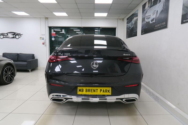 Mercedes-Benz Mercedes-Benz GLC view 5