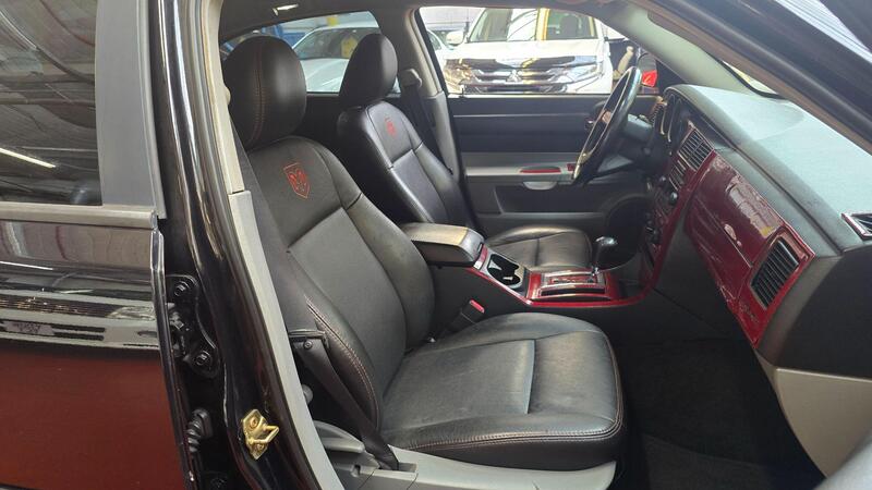 Dodge Charger view 4