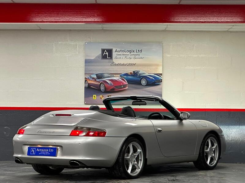 Porsche 911 view 2