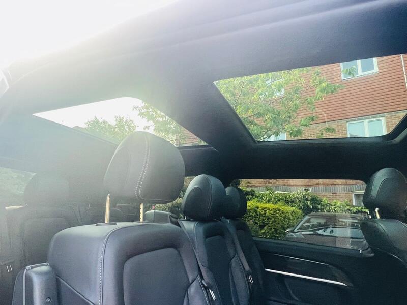 Mercedes-Benz V-Class view 16