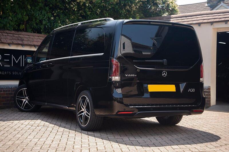 Mercedes-Benz V Class view 4