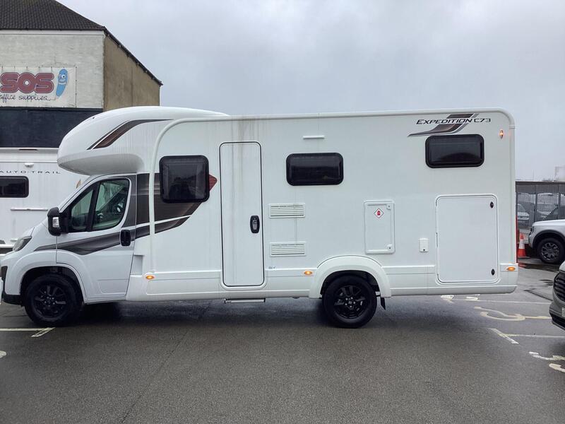 Auto-Trail Expedition C73 — image 6