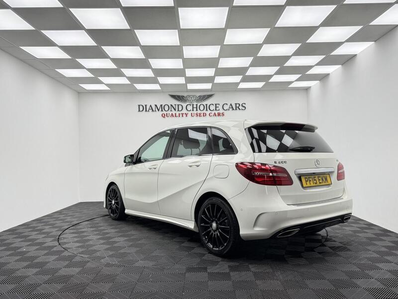 Mercedes-Benz B Class view 4