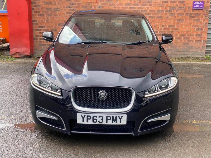 Jaguar XF view 3