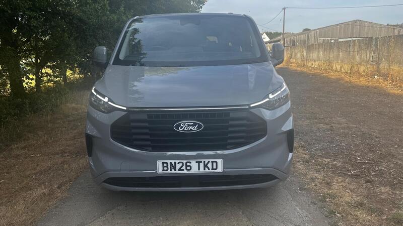 2026 Ford Transit Custom — photo 3