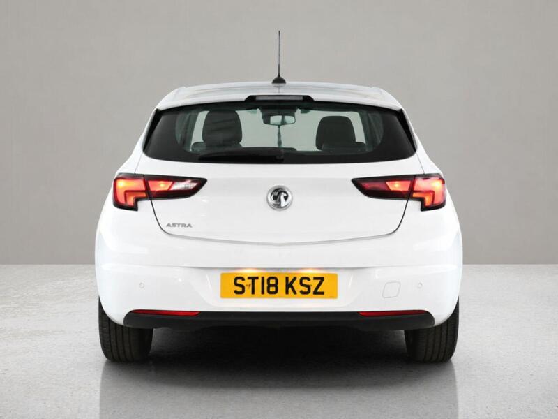 Vauxhall Astra view 6