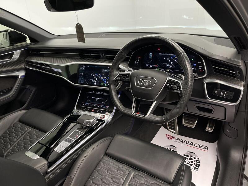 Audi RS6 view 16